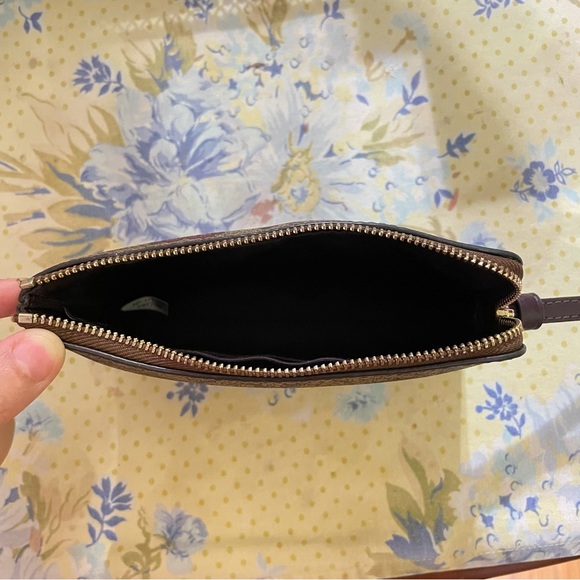Coach Victorian Floral Print Wristlet - Picture 4 of 4